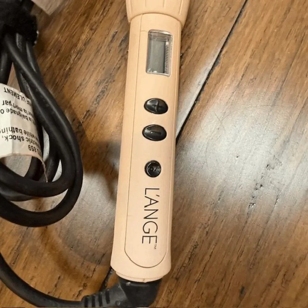 L'ange Le Curl Titanium Curling Wand with Digital Display 1.25 Barrel HT212 2087